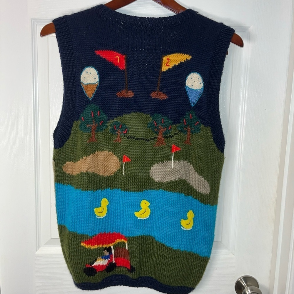 Alpacas Americana Golf Themed Knit Vest - Multicolor one size - Picture 7 of 11